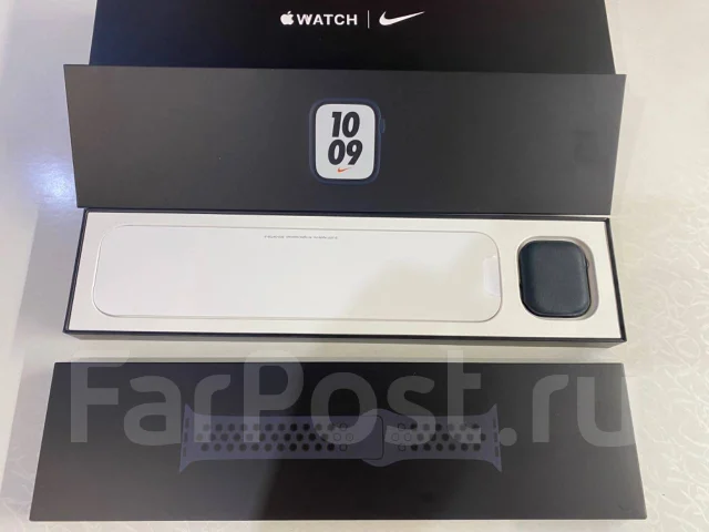 Apple Watch Series 7 Nike ����