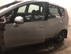 Mitsubishi Colt. Z26A ����