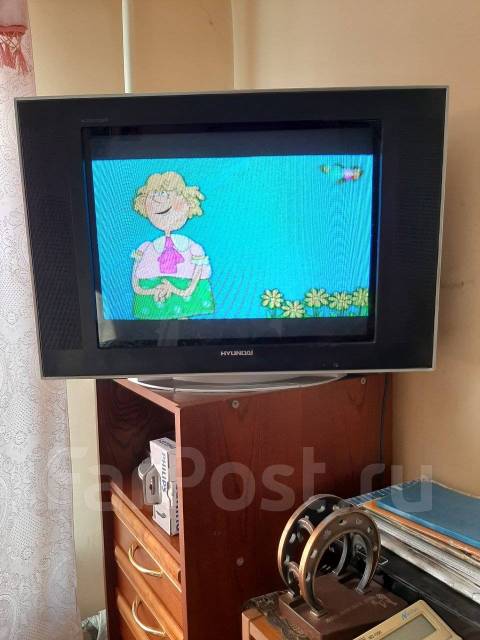 Продам телевизор хэндэ 21" Hyundai H-TV2110SPF - Телевизоры во Владивостоке
