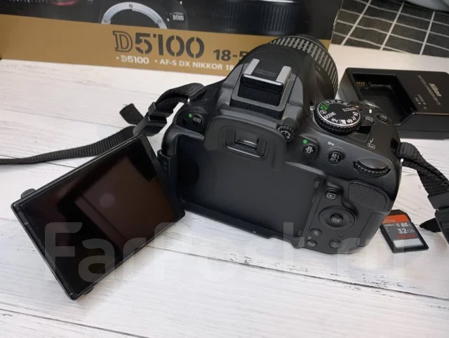 Nikon D5100 ����