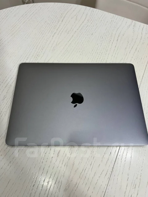 Apple MacBook Pro 13 2019 Mid. 13.3", 1,4����, ��� 8 ��, ���� 256���, WiFi: 1, Bluetooth: 1, ����������� �� 20��. ����