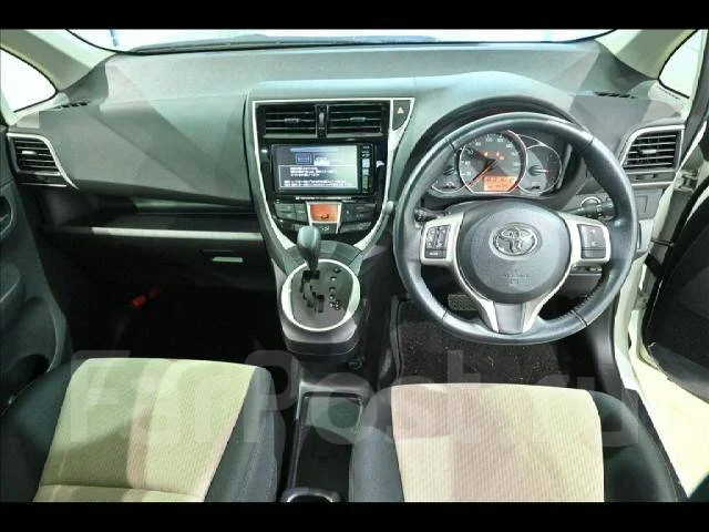 Toyota Ractis. ��������, 4wd, 1.5 (103��.�.), ������, 51 003����. ��, �/�. ��� ����� �� ������������ ����
