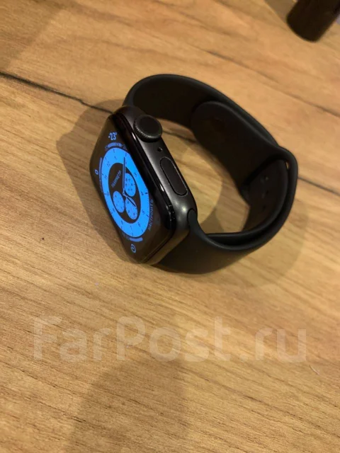 Apple Watch Series 6. GPS, NFC, IP67 ����