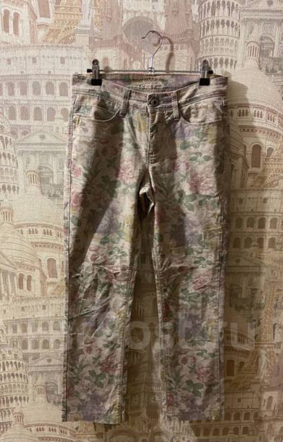 Женские брендовые брюки Mac, 40, 42, демисезон, б/у, в наличии. Цена: 2000₽ во Владивостоке