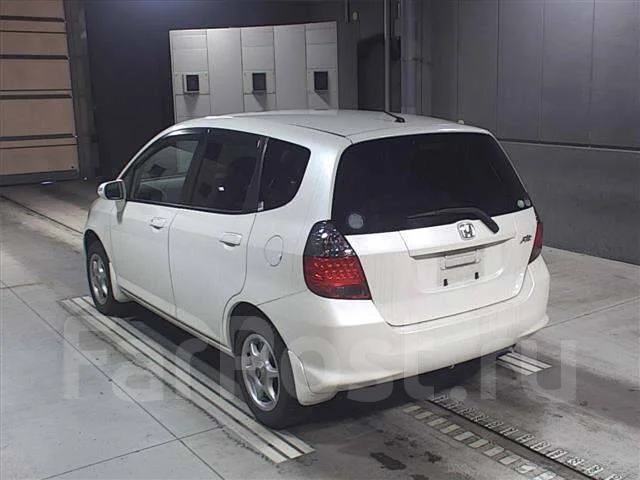 Honda Fit. ��������, 4wd, 1.5 (110��.�.), ������, 82����. ��, �/�, ��� ���. ��� ����� �� ������������ ����