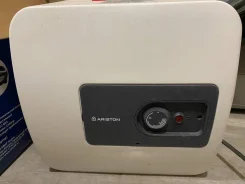 Ariston. 220����. ����