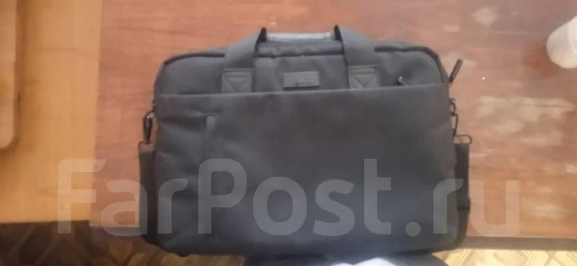 Apple MacBook Air 13 2010 Late. 13.3", 1,9����, ��� 2048 ��, ���� 120���, WiFi: 1, Bluetooth: 1, ����������� �� 12��. ����