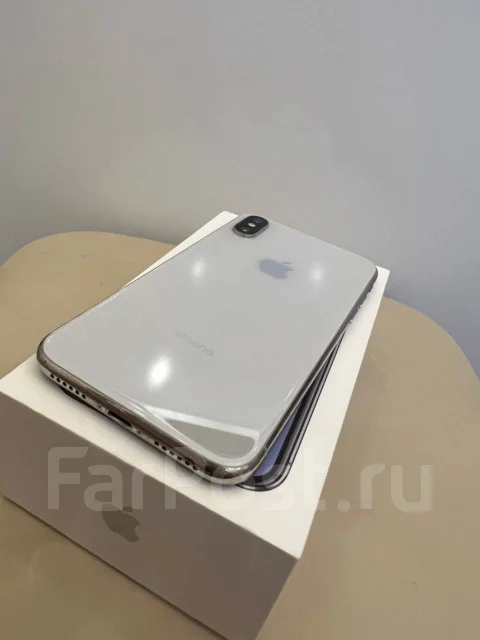 Apple iPhone X. �/�, �����, 3G, 4G LTE ����
