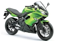 Kawasaki ER-6F ����