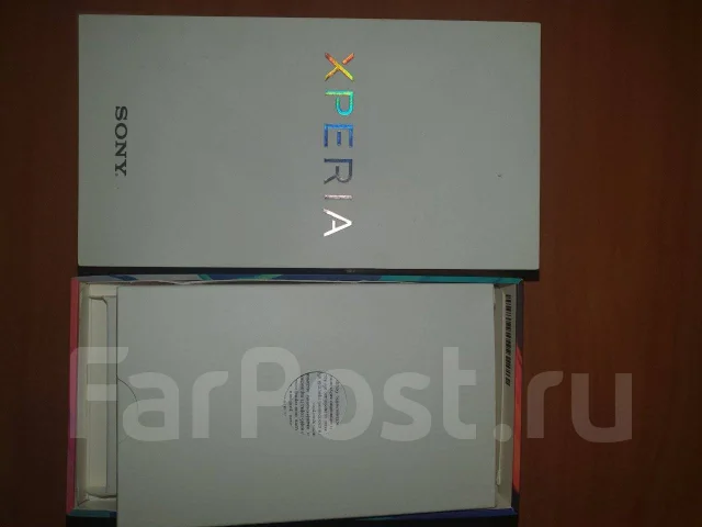 Sony Xperia X Compact. �/�, ������, 4G LTE, ����������, NFC ����