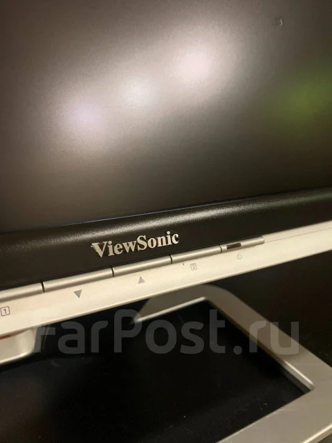 ViewSonic. 17" ����