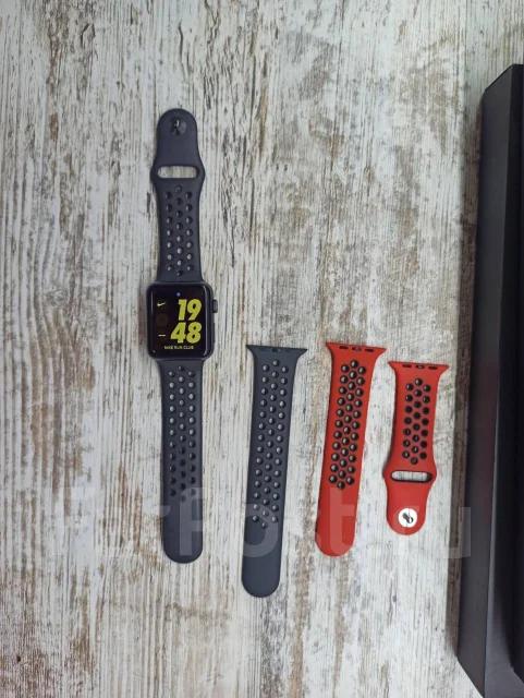 Apple Watch Series 3 Nike+. GPS, NFC, IP68 ����