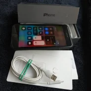 Apple iPhone 8 Plus. �/�, ������, 4G LTE, NFC ����