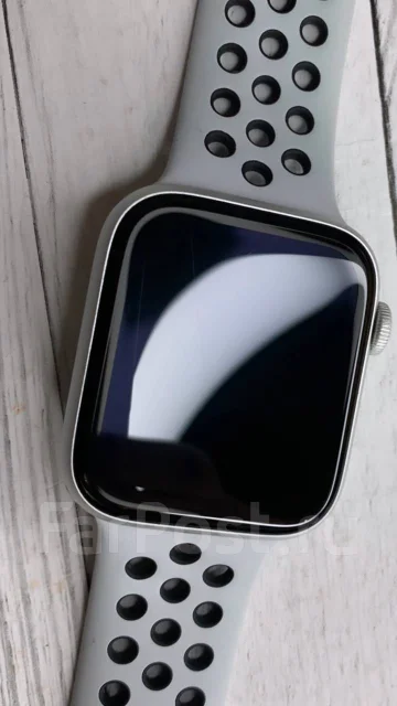 Apple Watch Series 5 Nike+. GPS, NFC, IP67 ����