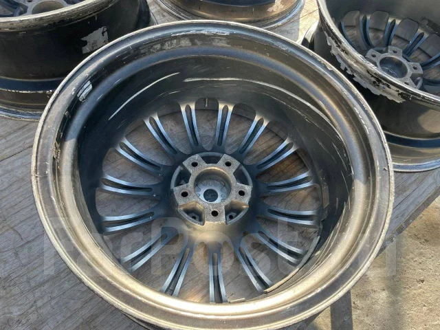 Niche Vortice. 8.5/9.5x19", 5x114.3, ET38/40 ����