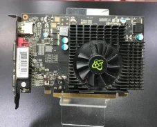 Radeon HD 5570 ����