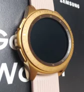 Samsung Galaxy Watch. GPS, NFC, IP68 ����