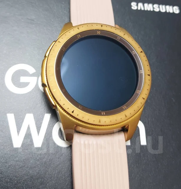 Samsung Galaxy Watch. GPS, NFC, IP68 ����