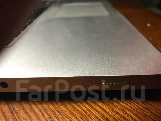 Apple MacBook Pro 15. 15.4", 2,7����, ��� 4 ��, ���� 500���, ����������� �� 3��. ����