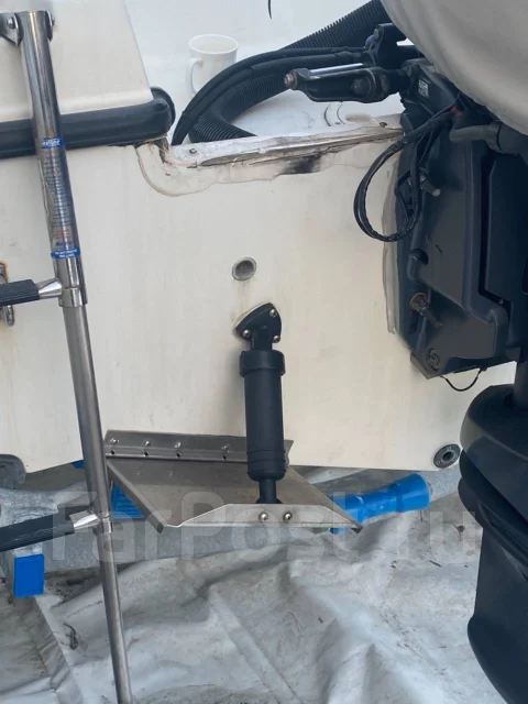 Striper. 2006 ���, ����� 7��., ��������� ���������, 200��.�., ������ ����