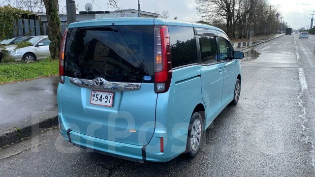 Toyota Noah. ZRR80, 3ZRFAE ����