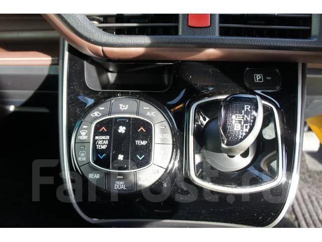 Toyota Esquire. ��������, ��������, 1.8 (99��.�.), ������, 43 400����. ��, �/�. ��� ����� �� ������������ ����