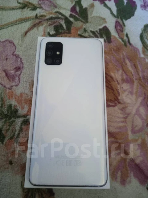Samsung Galaxy A51. �/�, �����, 4G LTE, Dual-SIM, NFC ����