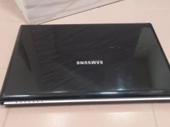 Samsung R518. 15.6", 2,0����, ��� 2048 ��, WiFi, Bluetooth, ����������� �� 1��. ����