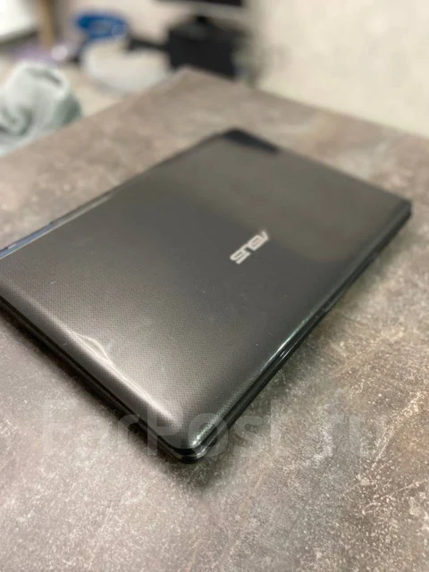 Asus K40AB. 14", 2,2����, ��� 3072 ��, ���� 250���, WiFi: 1, Bluetooth: 1, ����������� �� 1��. ����