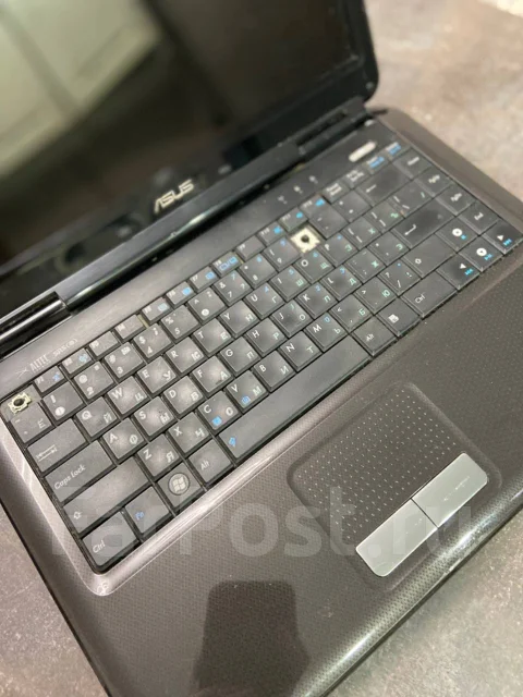 Asus K40AB. 14", 2,2����, ��� 3072 ��, ���� 250���, WiFi: 1, Bluetooth: 1, ����������� �� 1��. ����