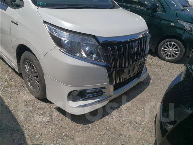 Toyota Esquire. ZWR80, 2ZRFXE ����