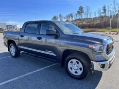 Toyota Tundra. �������, ������, 5.7 (381��.�.), ������, 50 700����. ��, �/�. ��� ����� �� ������������ ����