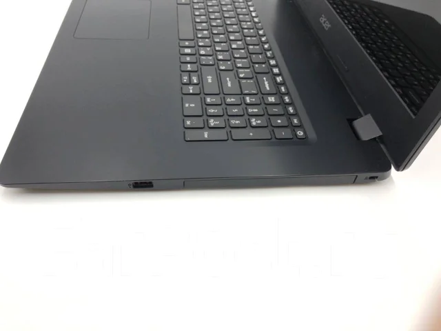 Acer Aspire 3. WiFi: 1 ����