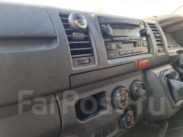 Toyota Hiace. ��������, 4wd, 3.0 (144��.�.), ������, 283 000����. ��, �/� ����