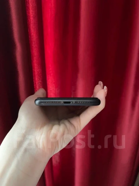 Apple iPhone Xr. �/�, ������, 4G LTE ����