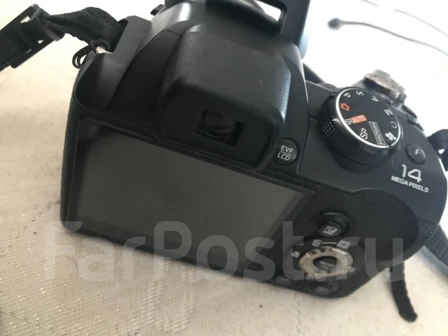 Fujifilm FinePix S4300. 20 � ����� ��, ���: 14� � ����� ����