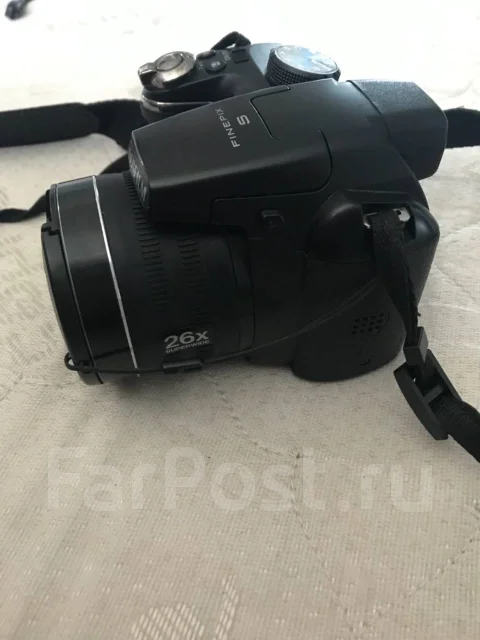 Fujifilm FinePix S4300. 20 � ����� ��, ���: 14� � ����� ����