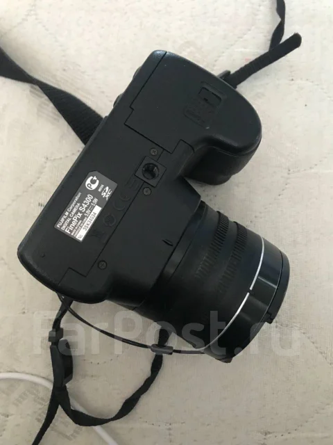 Fujifilm FinePix S4300. 20 � ����� ��, ���: 14� � ����� ����