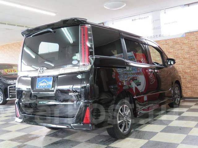 Toyota Noah. ��������, 4wd, 2.0 (152��.�.), ������, 47 000����. ��, �/�. ��� ����� �� ������������ ����