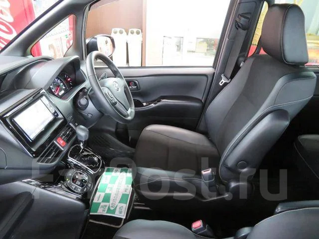 Toyota Noah. ��������, 4wd, 2.0 (152��.�.), ������, 47 000����. ��, �/�. ��� ����� �� ������������ ����