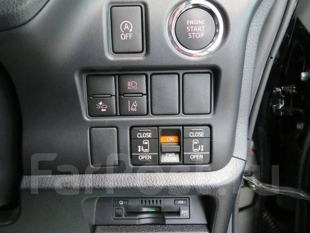 Toyota Noah. ��������, 4wd, 2.0 (152��.�.), ������, 47 000����. ��, �/�. ��� ����� �� ������������ ����
