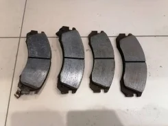������� ��������� Mitsubishi Airtrek CU2W MR977238 ����