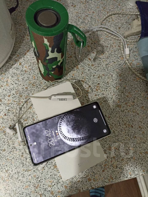 Samsung Galaxy S20 FE. �/�, �����, �����������, 4G LTE, Dual-SIM, NFC ����