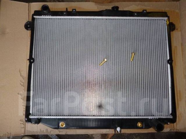 радиатор охлаждения toyota land cruiser 100. 7. радиатор тлк 100 ags. радиатор охлаждения тойота ленд крузер 100. радиатор ленд крузер.