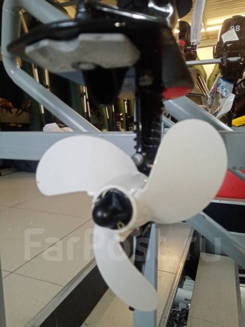 Лодочный мотор Hangkai 4.0HP (2-х тактный, V-72см3, вес 14кг), 4,00 л.с ...