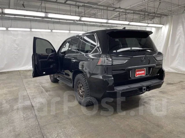 Lexus LX570. �������, 4wd, 5.7 (383��.�.), ������, 48 200����. ��, �/�. ��� ����� �� ������������ ����