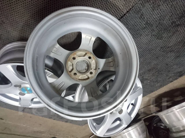 Valente. 5.5x14", 4x100, ET45 ����