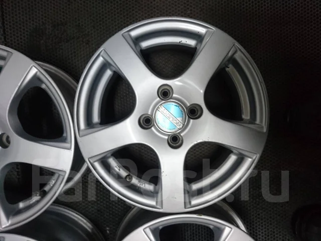 Valente. 5.5x14", 4x100, ET45 ����