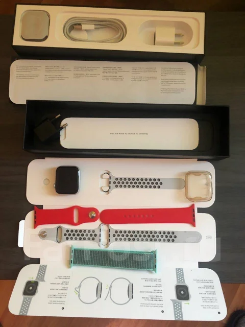 Apple Watch Series 5 Nike+. GPS, IP67 ����