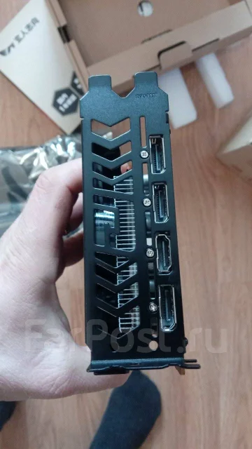Radeon RX 6600 ����